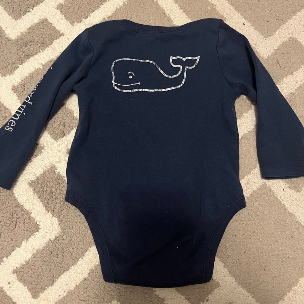 Vineyard Vines Navy 6-12 Months Baby Infant Graphic Logo Pocket Onesie Bodysuit - Picture 7 of 7